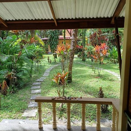 Lake View Bungalows Khao Lak Esterno foto