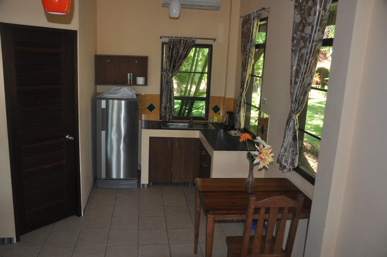 Lake View Bungalows Khao Lak Esterno foto
