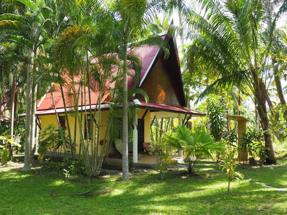 Lake View Bungalows Khao Lak Esterno foto