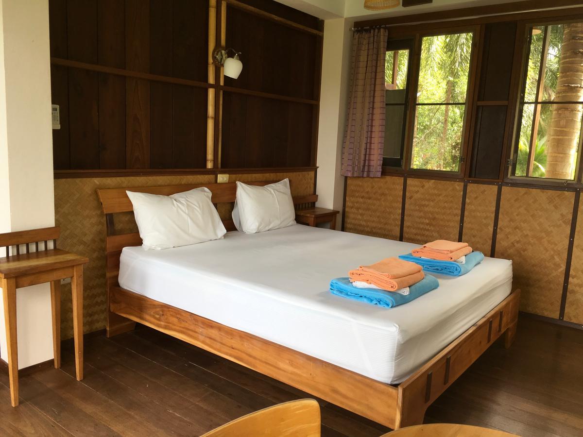 Lake View Bungalows Khao Lak Esterno foto