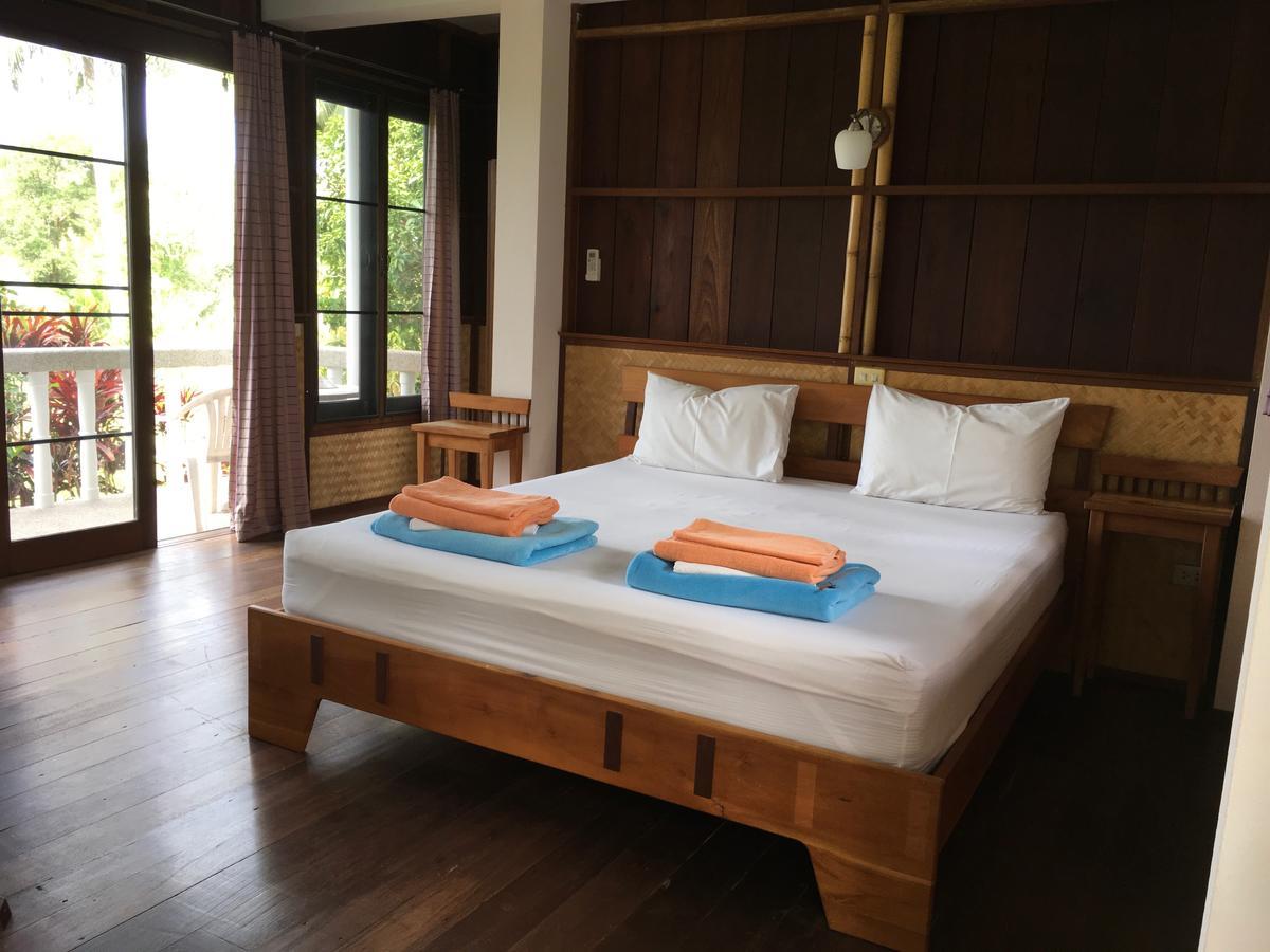 Lake View Bungalows Khao Lak Esterno foto